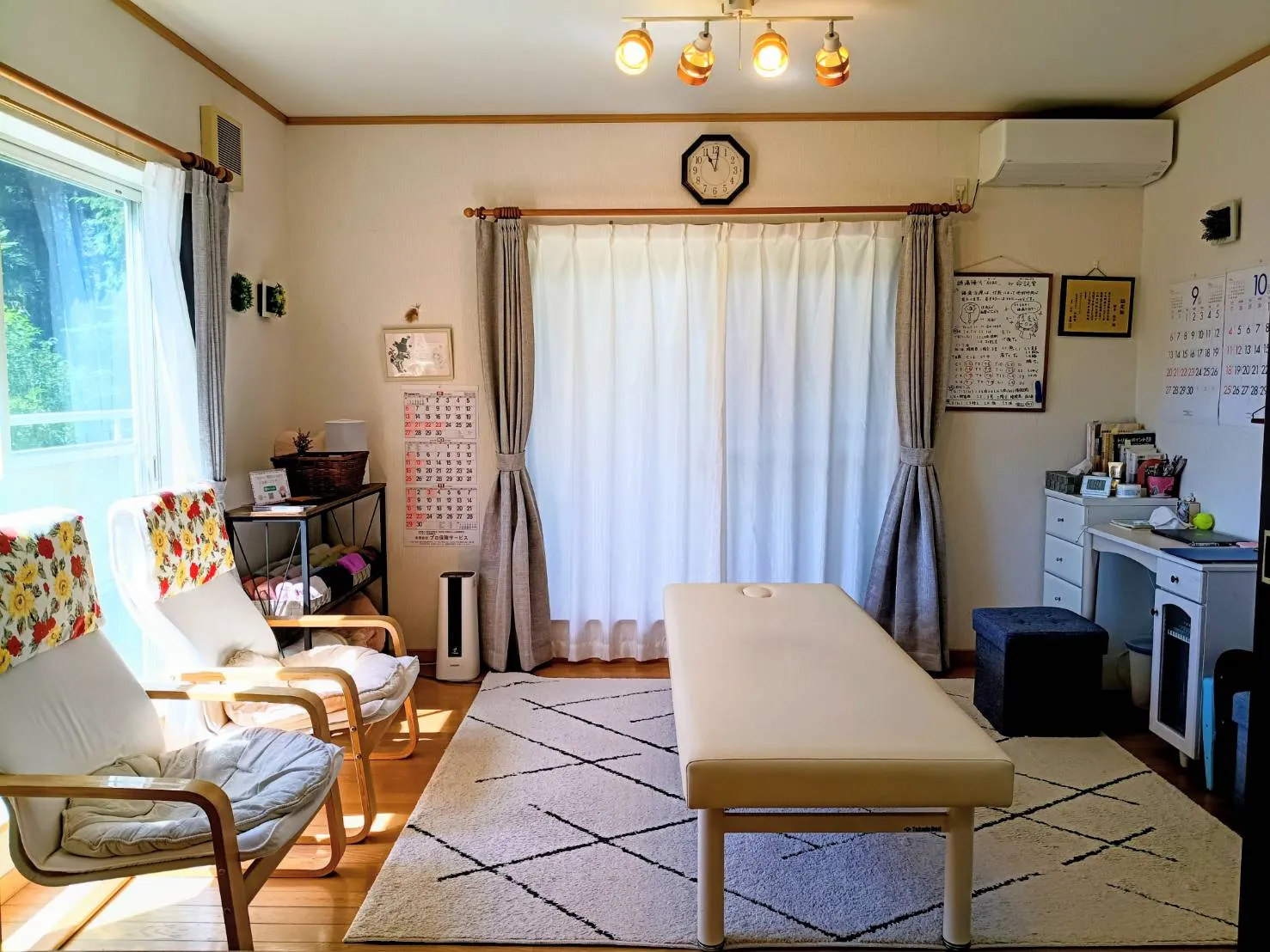 富士宮市の女性専門 頭痛整体 Heart＋の完全予約制の施術室